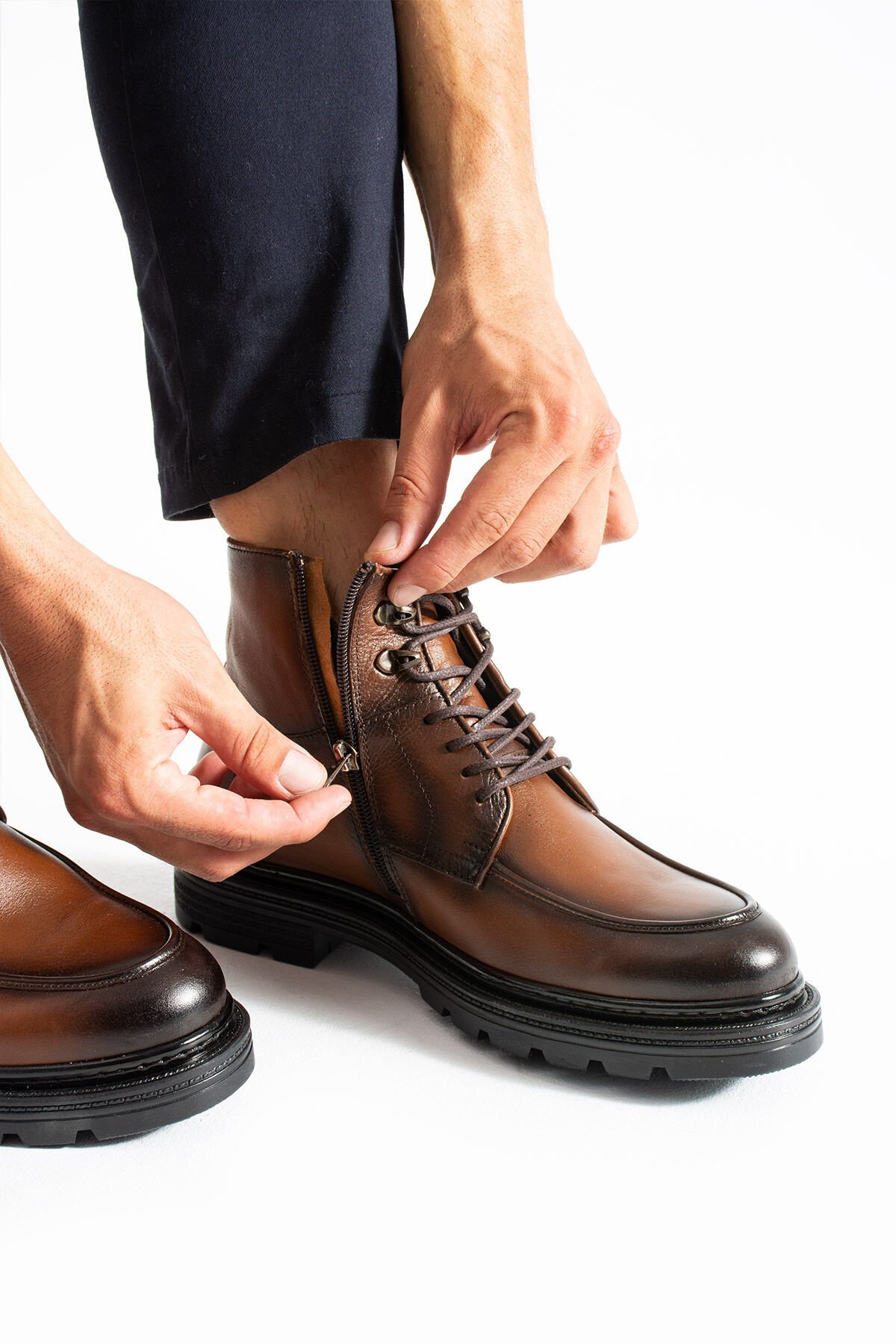 SHOEMAKER El Yapımı Taba Klasik Erkek Çizme Bot | Kışlık ve Suya Dayanıklı E-222TB